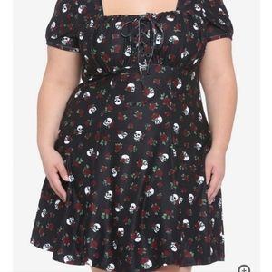 Hot Topic Skull & Roses Dress